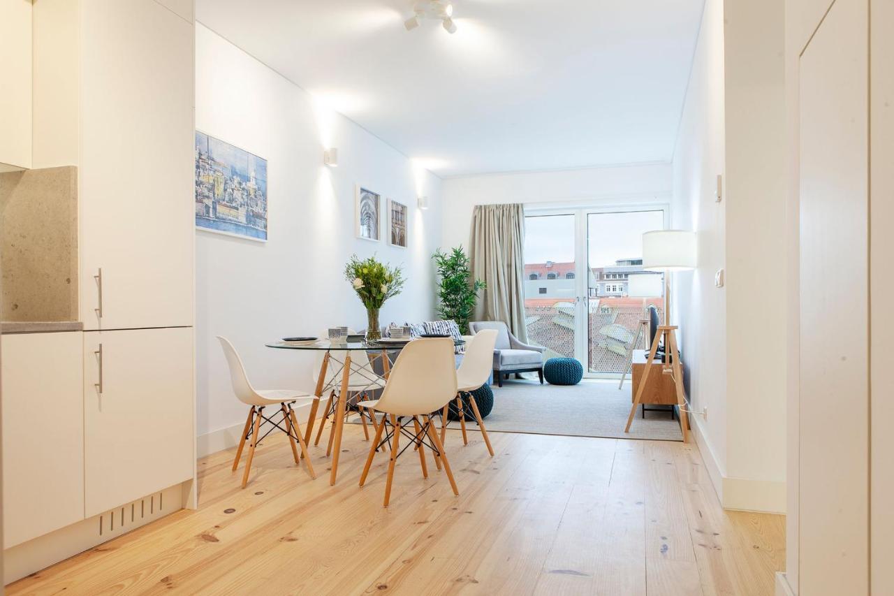 Santos Design Flat By Lovelystay Lisbon Bagian luar foto