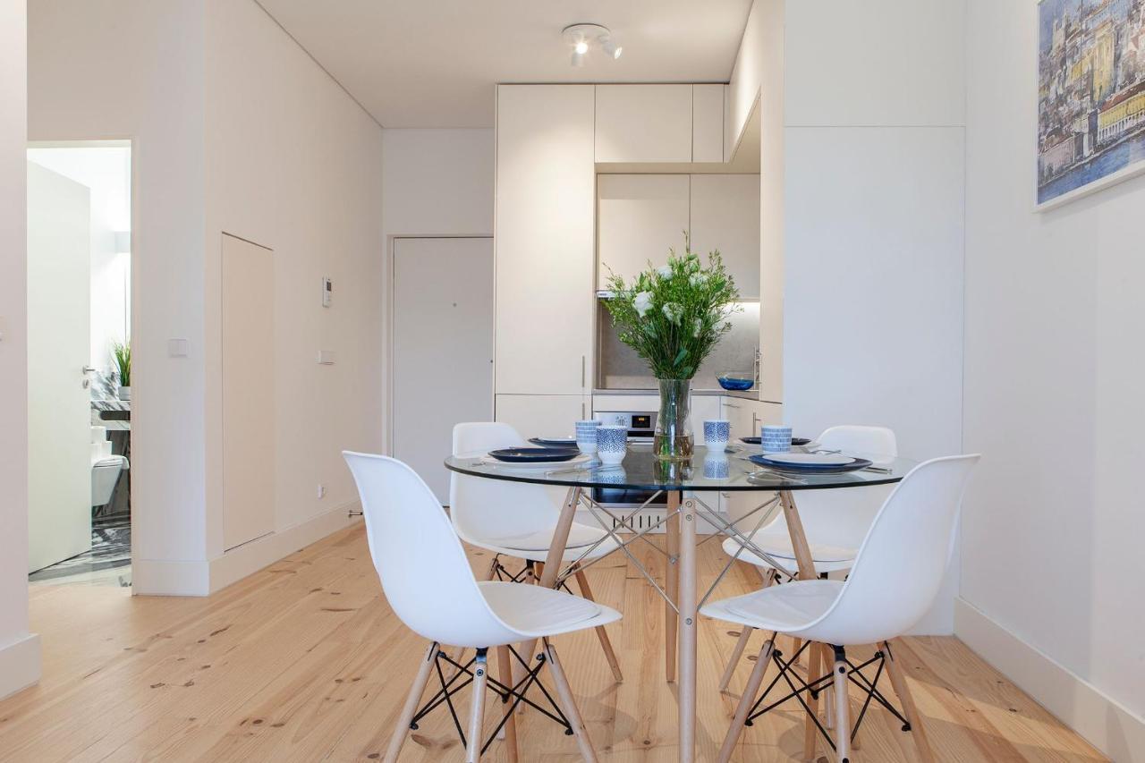 Santos Design Flat By Lovelystay Lisbon Bagian luar foto