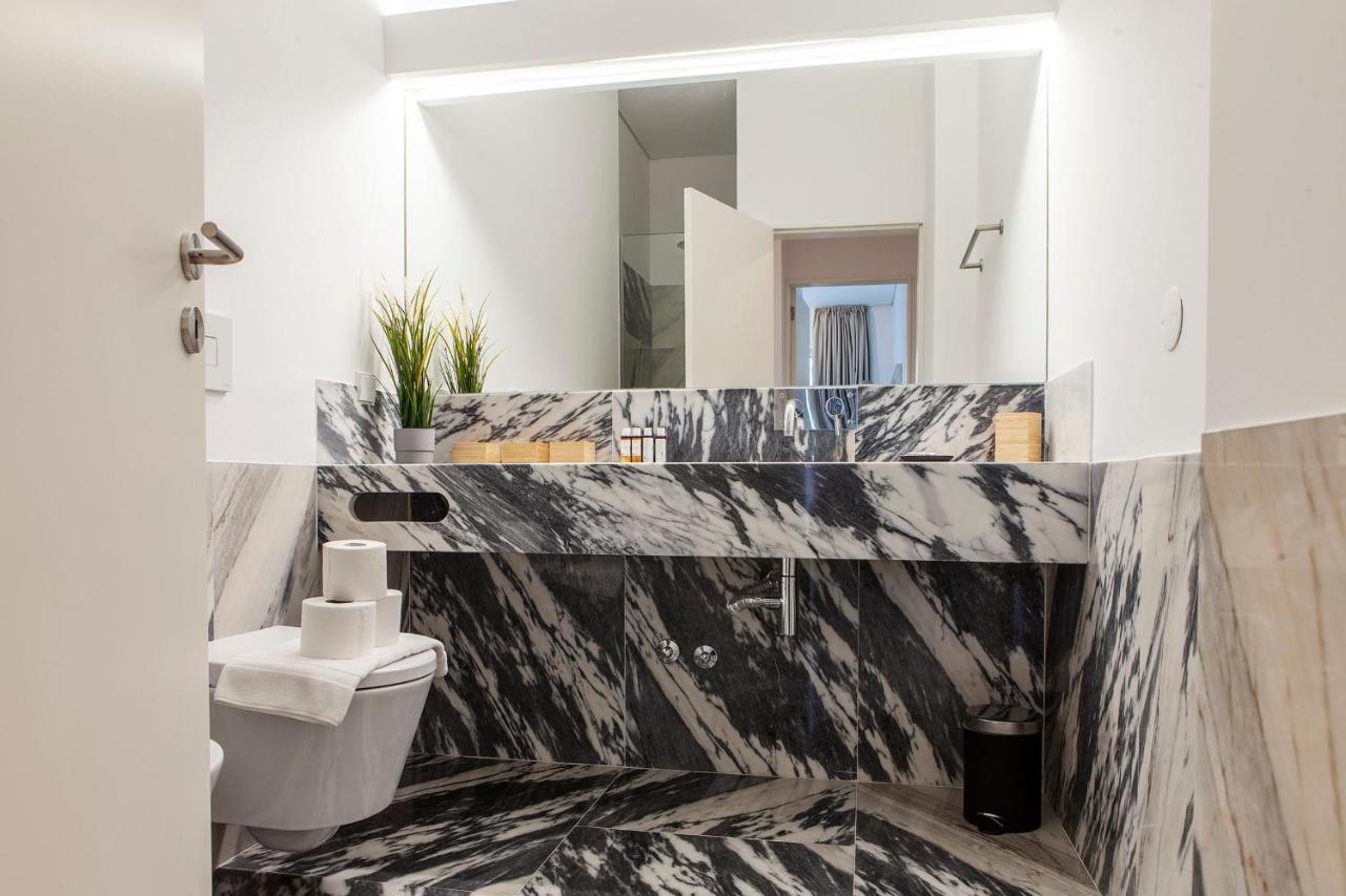 Santos Design Flat By Lovelystay Lisbon Bagian luar foto
