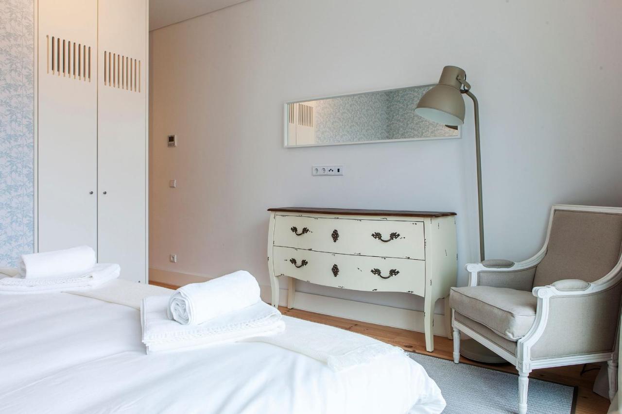 Santos Design Flat By Lovelystay Lisbon Bagian luar foto