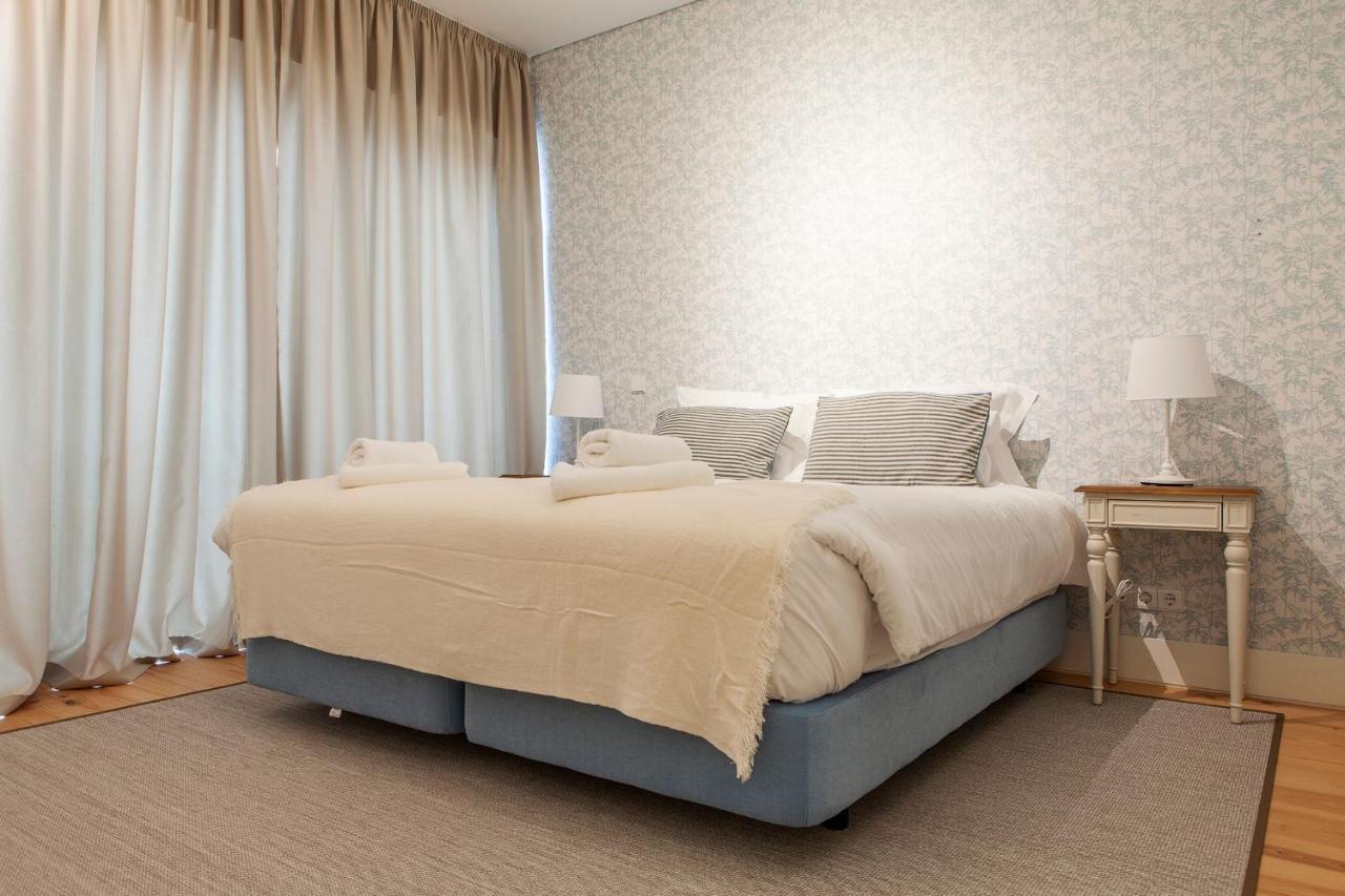 Santos Design Flat By Lovelystay Lisbon Bagian luar foto